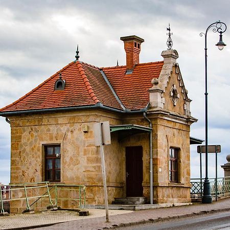 Bridge Apartment Esztergom Exterior foto